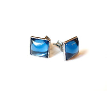 Charger l'image dans la galerie, Boucles d'oreilles cool bleu argenté en argent vieilli en verre fait main