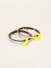 Charger l'image dans la galerie, Boucles d'oreilles Cime jaunes et bleues