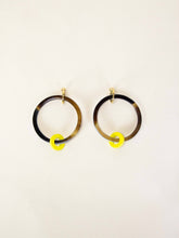 Charger l'image dans la galerie, Boucles d'oreilles Cime jaunes et bleues