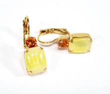 Charger l'image dans la galerie, Boucles d'oreilles – Jaune & orange, verre vintage des années 1960 et cristaux Swarovski®