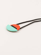 Charger l'image dans la galerie, Pendentif Levant
