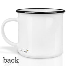Charger l'image dans la galerie, Tasse en céramique « The Encounter » avec ours et bourdon: 250 ml
