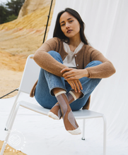 Charger l'image dans la galerie, ANTELOPE CANYON BEIGE Chaussettes