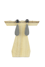 Charger l'image dans la galerie, Boucle d'oreille Drop 2