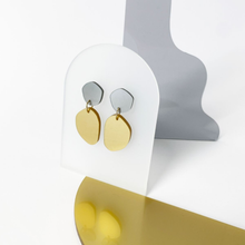 Charger l'image dans la galerie, Earring Reflect recycled Acrylic