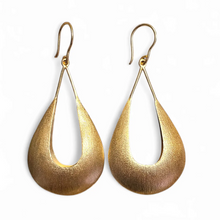 Charger l'image dans la galerie, Boucle d'oreille audacieuse