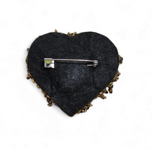 Charger l'image dans la galerie, Broche Heartseer