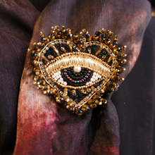 Charger l'image dans la galerie, Broche Heartseer