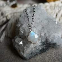 Charger l'image dans la galerie, COLLIER SUBHAGYA en argent