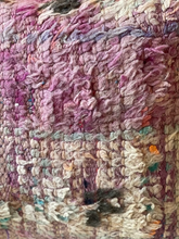 Charger l'image dans la galerie, Coussin vintage violet, marron, beige, vert menthe