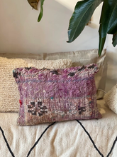 Charger l'image dans la galerie, Coussin vintage violet, marron, beige, vert menthe