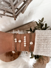 Charger l'image dans la galerie, ÉTOILE - Bracelet en lin et perles