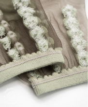 Charger l'image dans la galerie, LONDON EYE SAUGE Chaussettes