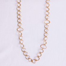 Charger l'image dans la galerie, Long collier 'cercles'
