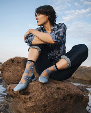 Charger l'image dans la galerie, MURANO BLEUE Chaussettes