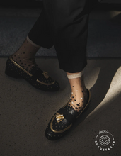 Charger l'image dans la galerie, NAKAMEGURO OR Chaussettes