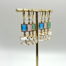Charger l'image dans la galerie, RÉFLEXIONS - Boucles d'oreilles géométriques avec cristaux