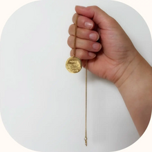 Charger l'image dans la galerie, Sautoir talisman "Follow what makes you light up inside" – Doré 70 cm