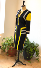 Charger l'image dans la galerie, Robe CLAUDIA STRÄTER T40 – Graphique & Élégante