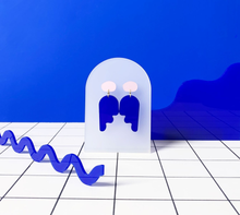 Charger l'image dans la galerie, Earring Translucence VII recycled Acrylic