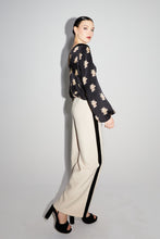 Charger l'image dans la galerie, La blouse Daisy cache cœur réversible Lucky Cat