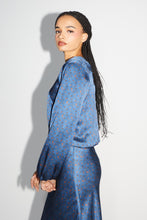 Charger l'image dans la galerie, La blouse Daisy cache cœur réversible Halo Blue