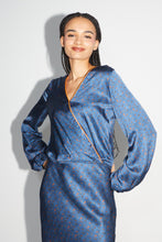 Charger l'image dans la galerie, La blouse Daisy cache cœur réversible Halo Blue