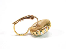Charger l'image dans la galerie, Boucles d'oreilles vert opale de style vintage #2