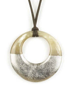 Charger l'image dans la galerie, Petit pendentif irrégulier laqué argent: Argent