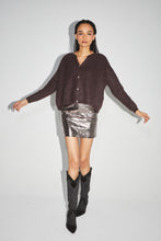 Charger l'image dans la galerie, La mini jupe Stella effet cuir métallisé grey