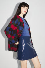 Charger l'image dans la galerie, La mini jupe Stella effet vinyle blue