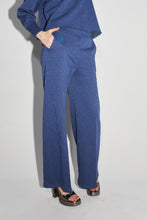 Charger l'image dans la galerie, Le pantalon Neil en Jersey Lurex bleu