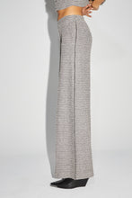 Charger l'image dans la galerie, Le pantalon Charlie en tricot léo beige
