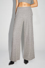 Charger l'image dans la galerie, Le pantalon Charlie en tricot léo beige
