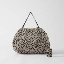 Charger l'image dans la galerie, Shupatto compact foldable shopping bag size L – Paw Marks
