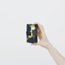 Charger l'image dans la galerie, Shupatto compact foldable shopping bag size L – Shade of Trees