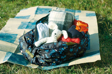 Charger l'image dans la galerie, Shupatto packable bag 27L – Grassland