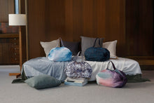 Charger l'image dans la galerie, Shupatto Recycled Bag – Pearly Sky