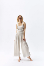 Charger l'image dans la galerie, LINEN BANDEAU TOP