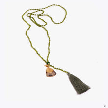 Charger l'image dans la galerie, Collier PUNE 25
