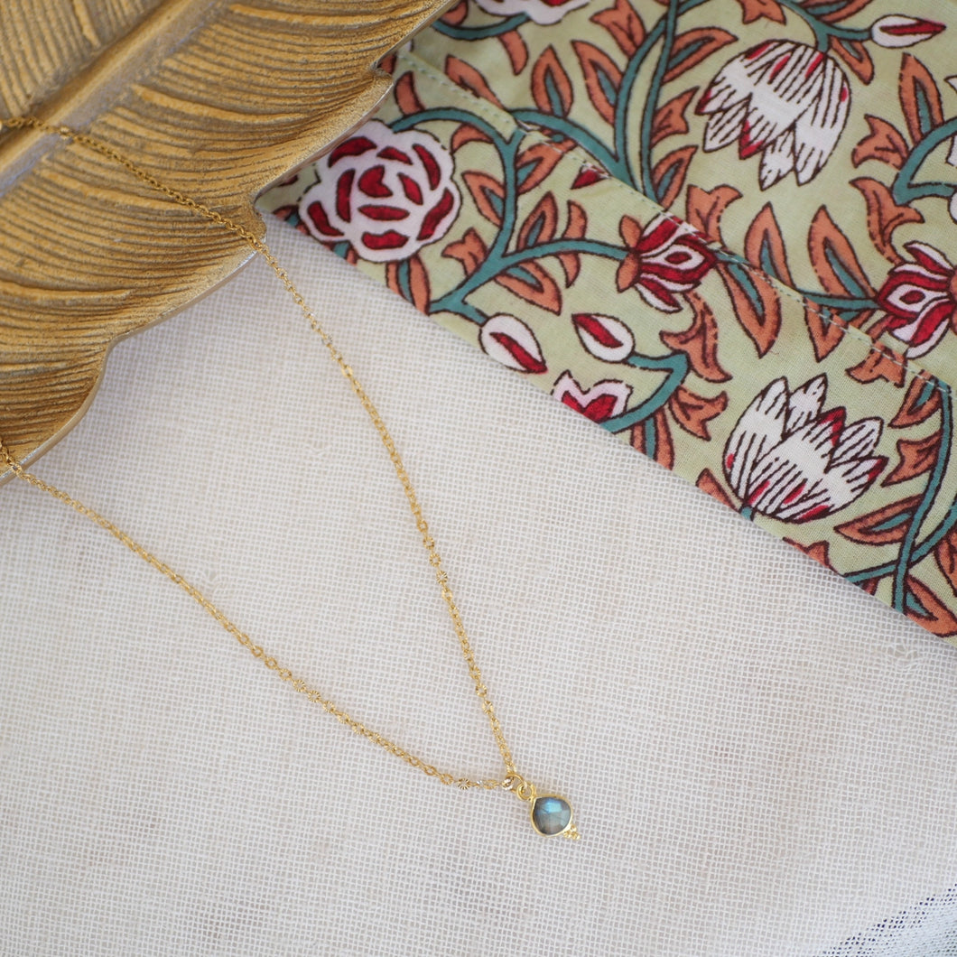 COLLIER ANITA EN LABRADORITE