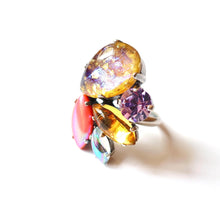 Charger l&#39;image dans la galerie, Bague en verre opale unique faite à la main à Cologne
