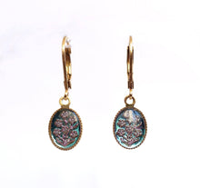 Charger l'image dans la galerie, Boucles d'oreilles violettes vintage
