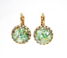 Charger l'image dans la galerie, Boucles d'oreilles vert opale de style vintage #2
