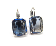 Charger l'image dans la galerie, Boucles d'oreilles rectangulaires vintage
