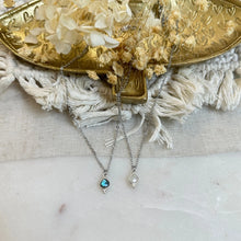 Charger l&#39;image dans la galerie, COLLIER ANITA COULEUR ARGENT LABRADORITE
