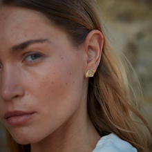 Charger l&#39;image dans la galerie, BOUCLES D&#39;OREILLE PUCE CLOCHETTE
