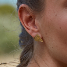 Charger l'image dans la galerie, BOUCLES D'OREILLE PUCES PAPILLON

