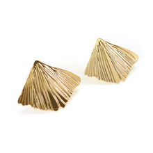 Charger l'image dans la galerie, BOUCLES D'OREILLES PUCES GINKGO
