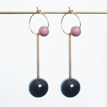Charger l'image dans la galerie, Boucles d'oreilles Oskar avec perles roses
